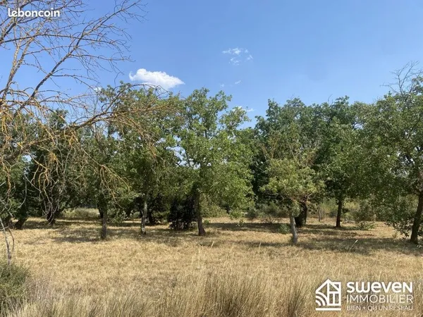 Terrain 1220 m²
