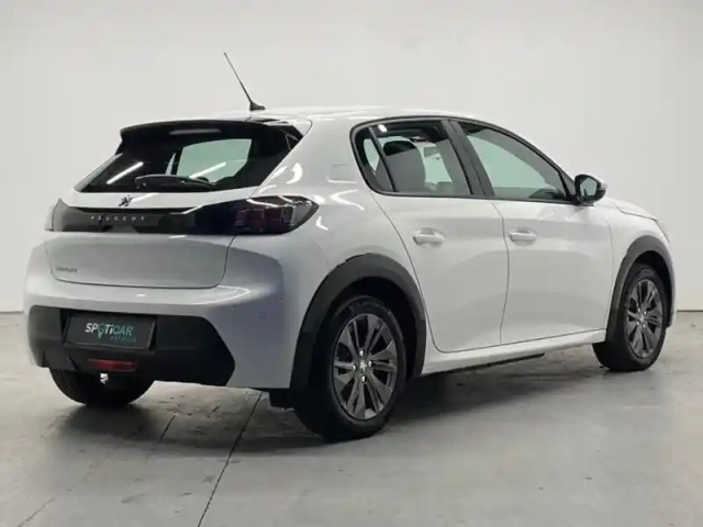 Peugeot 208 e- 136ch style — photo 3