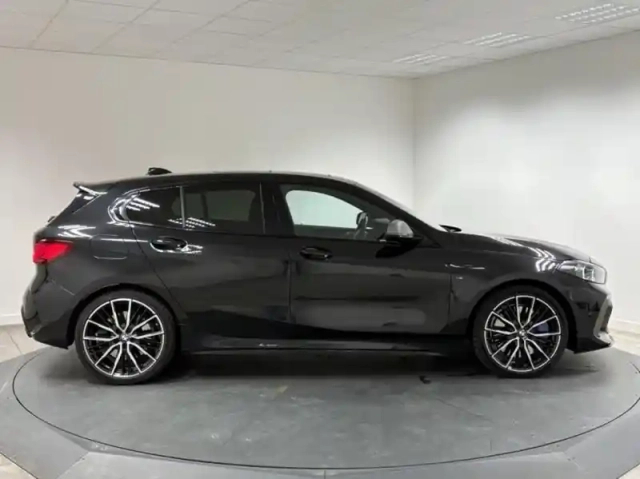 Bmw Serie 1 série 1 m135ia xdrive 306ch — photo 3