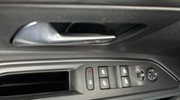 Peugeot 5008 1.2 PureTech 130ch S&S Allure Pack EAT8 — photo 33