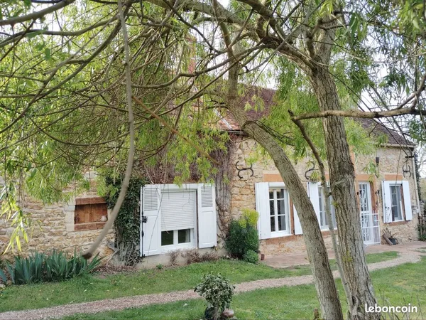 Vends maison longère en pierre plein pied