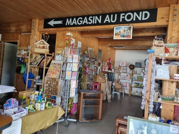 Fond de commerce de produits de déguisement