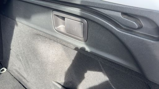 Peugeot 308 SW 1.5 BlueHDi 130 EAT6 - Active Business – 2019 – 146443 km – Diesel – Boîte Automatique — photo 29