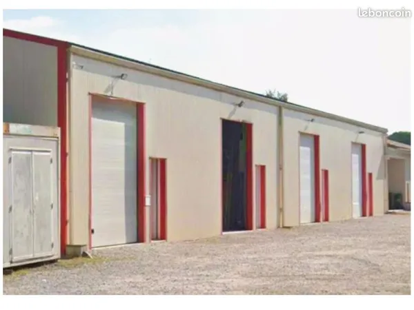 Dépôt Entrepôt Hangar