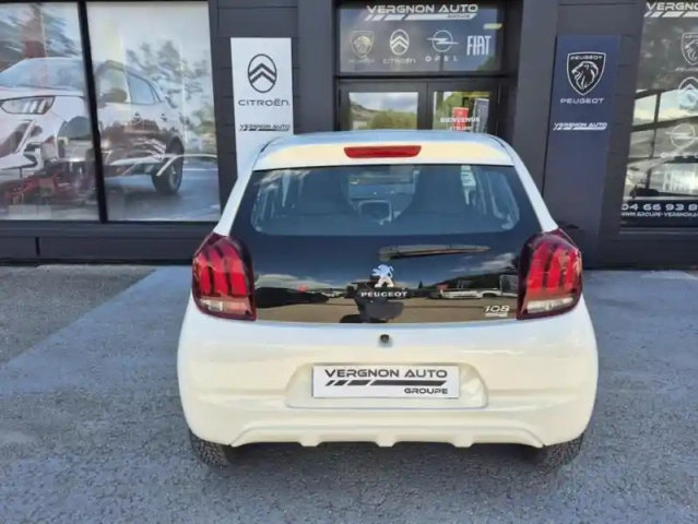 Peugeot 108 1.0 vti 68 active — photo 15