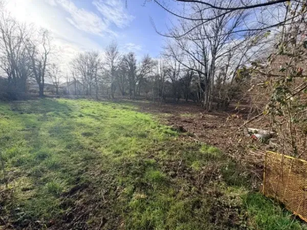 Terrain 1500 m²