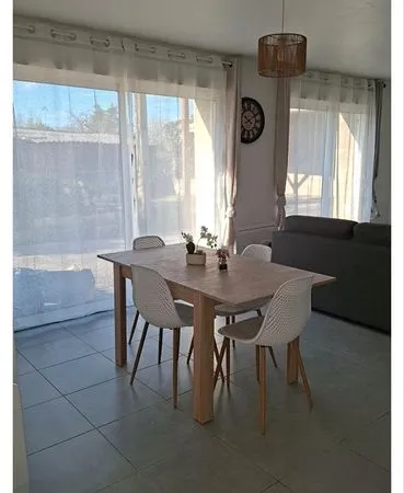 Investissement locatif 2 maisons meublées en LCD
