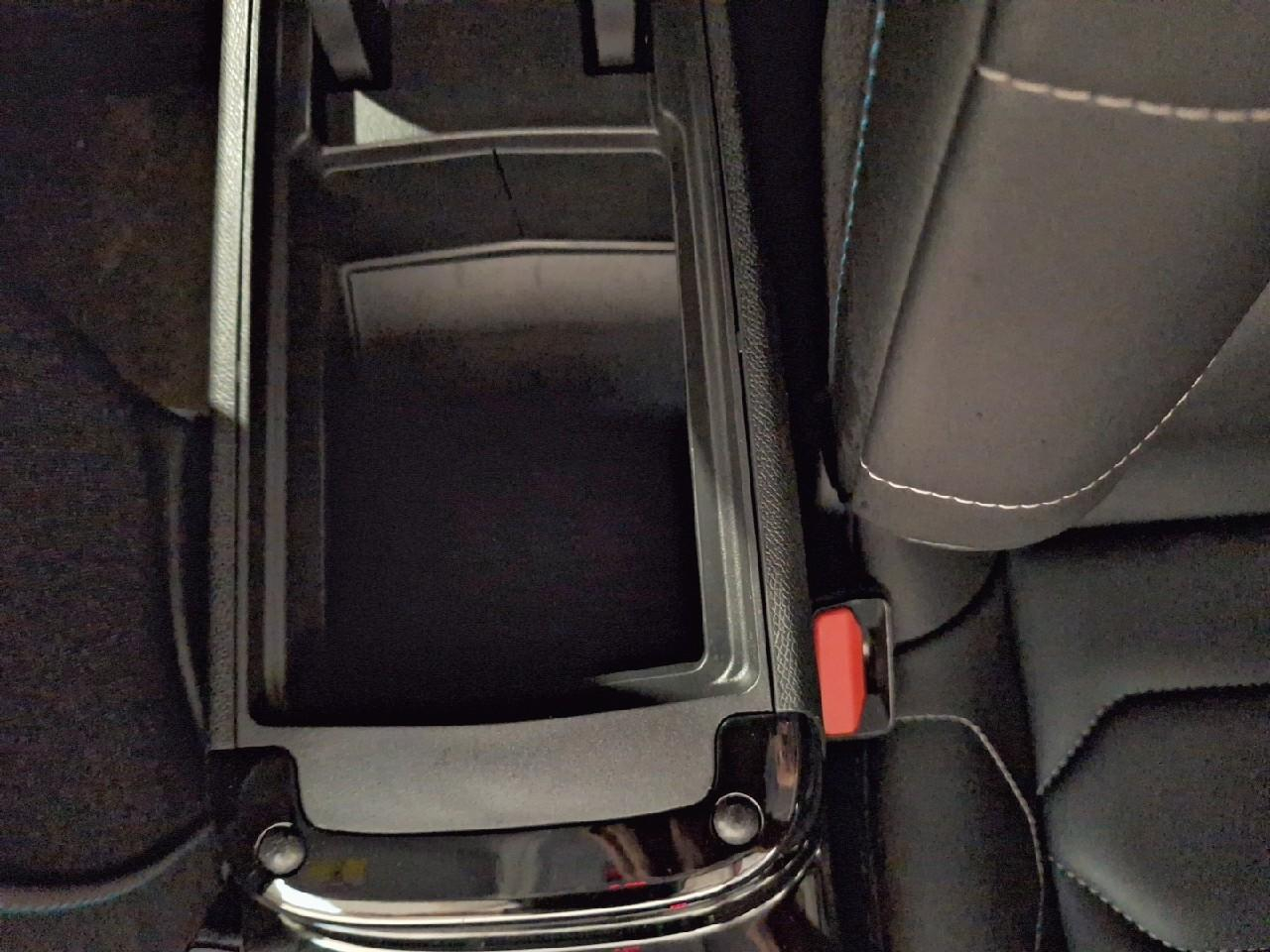 Citroën C4 puretech 130ch s&s shine eat8 — photo 12