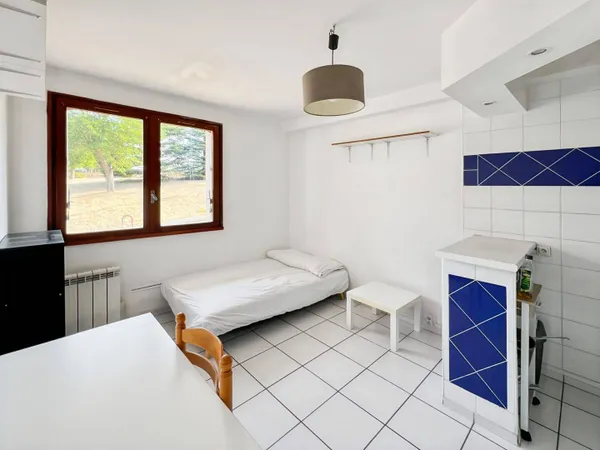 Appartement 1 pièce 14 m²