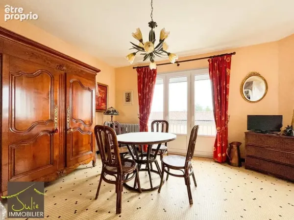 BRESSUIRE Coeur de ville - Appartement de 59m2 idéal investisseur ou résidents!