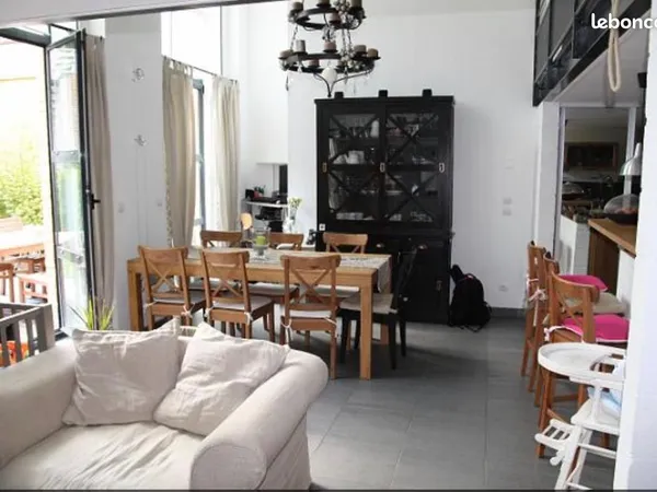 Loft de caractère de 80 m² avec jardin, terrasse et parking - Lille