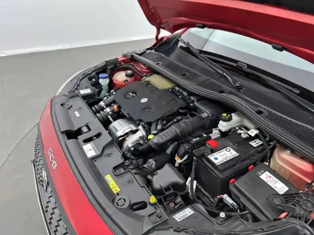 Peugeot 208 bluehdi 100 s&amp;s bvm6 — photo 15
