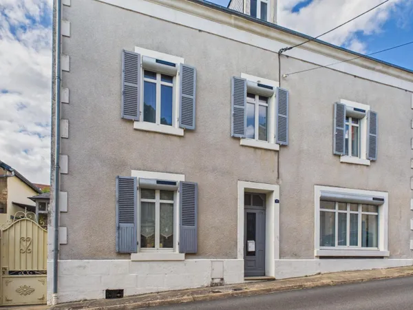 Maison de charme au coeur de Saint-Marcel