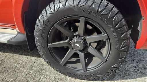 Toyota Hilux X-Tra Cabine 2.8  D-4D 204 4X4 BVA6 - Invincible – 2022 – 107777 km – Diesel – Boîte Automatique — photo 6