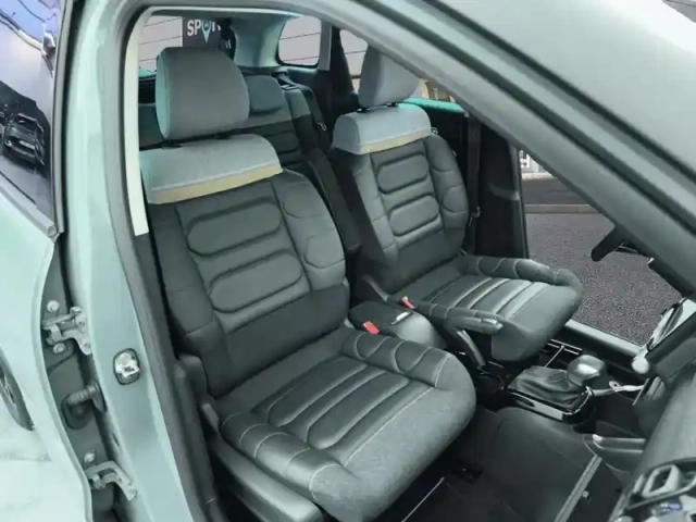 Citroën C3 Aircross puretech 130 s&amp;s eat6 shine — photo 9