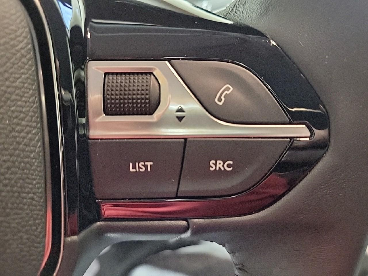 Peugeot 2008 puretech 100 s&s bvm6 style — photo 19