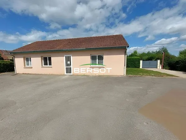 Maison de plain-pied 6 pièces 90 m²