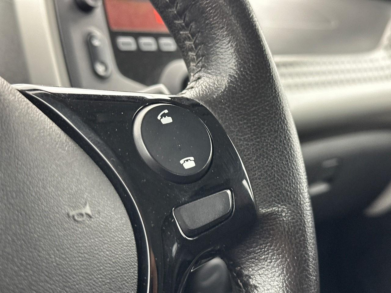 Peugeot 108 1.0 vti 68ch etg5 active — photo 17