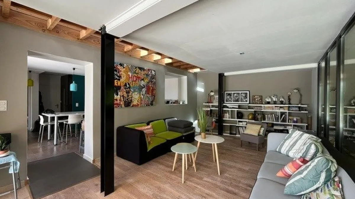 Photo 3