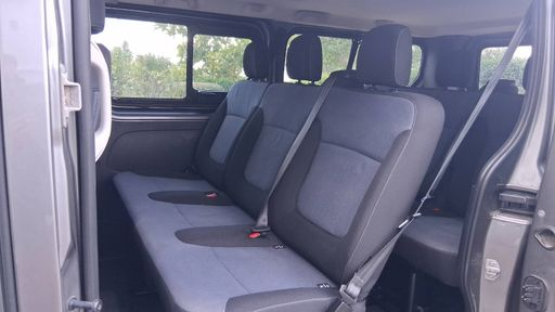 Opel Vivaro Combi 1.6 CDTi BiTurbo 125 - Pack Clim + – 2017 – 126133 km – Diesel – Boîte Manuelle — photo 19