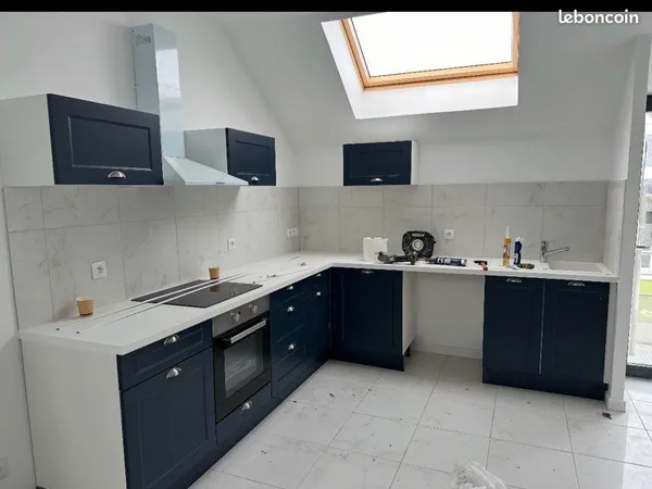 Appartement F2 très récent centre ville parking privé