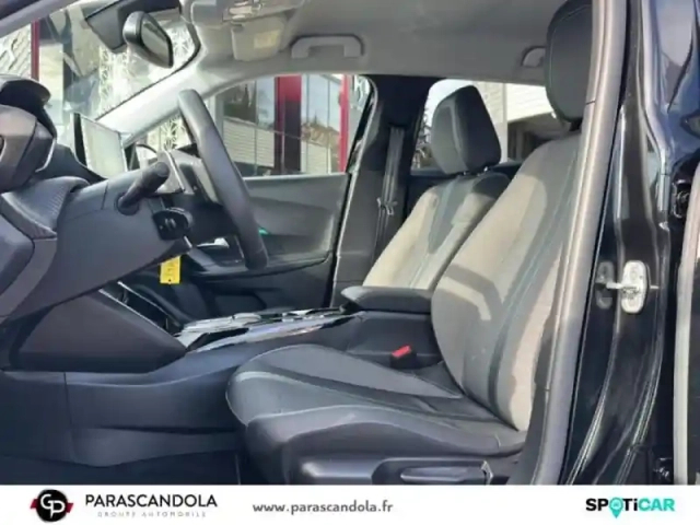 Peugeot 2008 1.5 bluehdi 130ch s&amp;s allure eat8 125g — photo 9