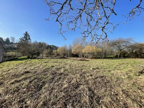 Terrain constructible 2152 m²