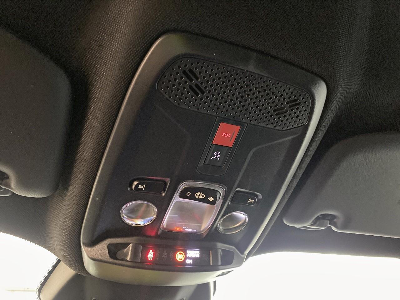 Peugeot 2008 hybrid 145 ch e-dcs6 allure — photo 19