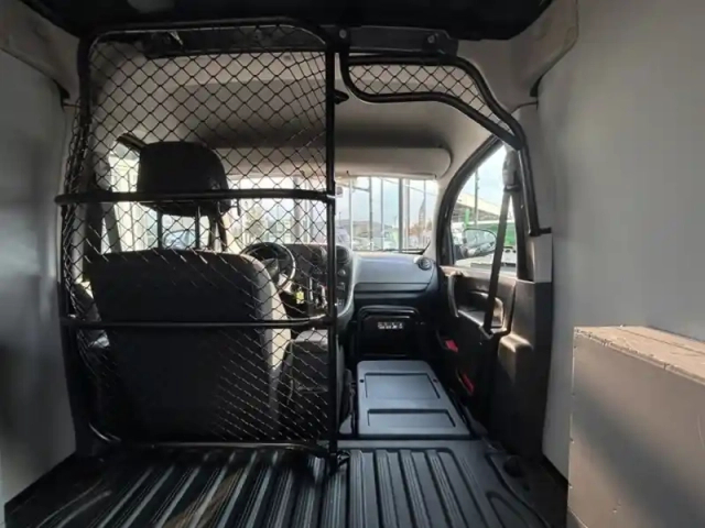 Mercedes Citan 109 cdi fourgon compact — photo 10