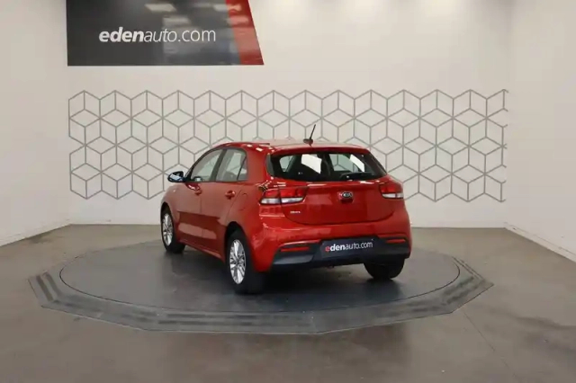 Kia Rio 1.0 t-gdi 100 ch bvm6 — photo 6