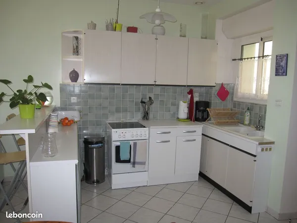 Maison de bourg - 660 euros charges non comprises