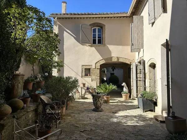 Charmante Maison De Village Avec Bassin Dans Le Luberon