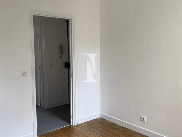 Deux pièces vide - 29m² - Piscine Didot