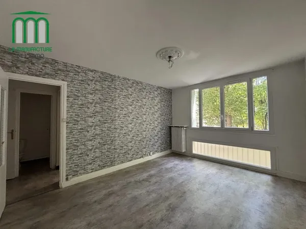 SAINT ETIENNE hauteurs de Bergson - Appartement T3 de 65,94m² avec cave et possibilité garage