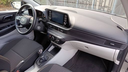 Hyundai i20 1.0 T-GDi MHEV 100 - Intuitive – 2022 – 27888 km – Hybride essence – Boîte Manuelle — photo 24