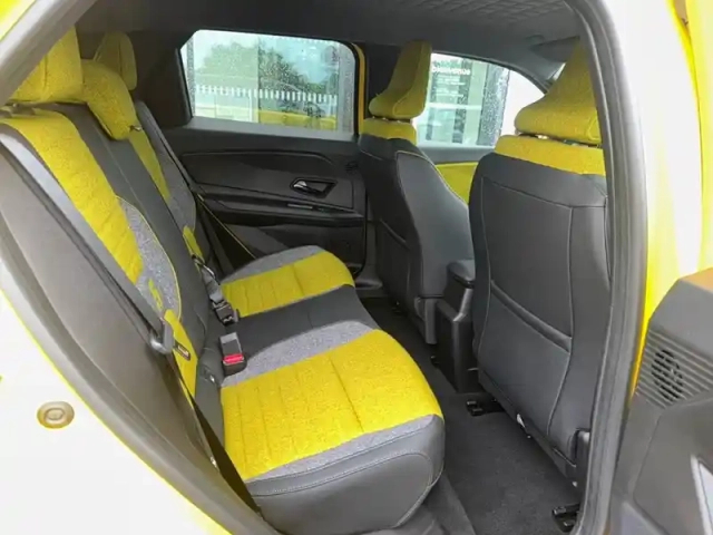 Renault 5 renault  e-tech electrique 10 ch autonomie confort — photo 27