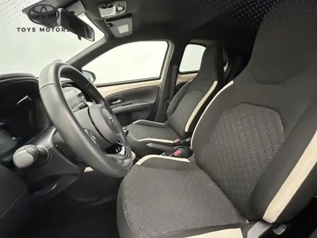 Toyota Aygo 1.0 vvt-i 72 design — photo 9