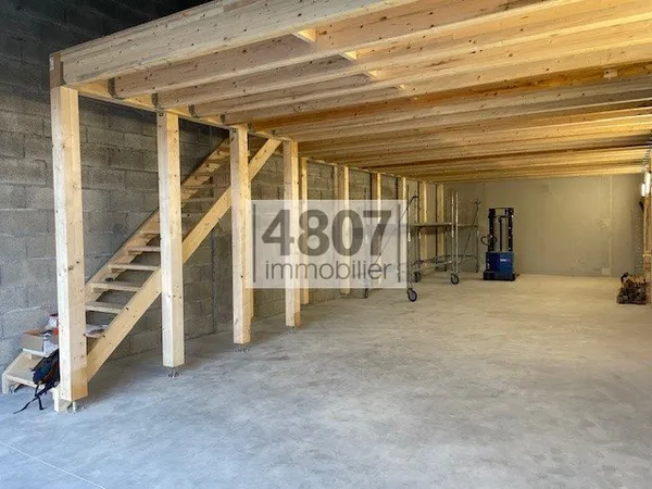POISY Local d'activité neuf de 175 m2 avec mezzanine