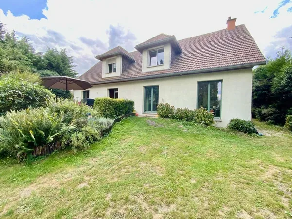 Maison 6 pièces 223 m²