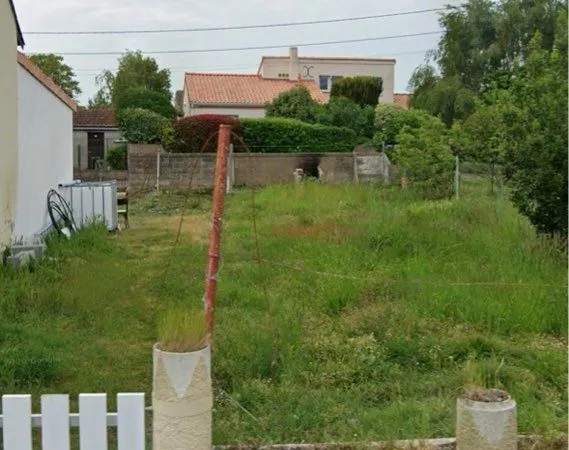 Terrain à vendre premier rideau