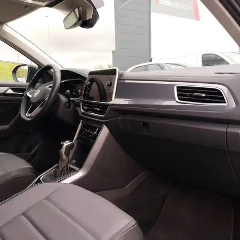 Volkswagen T-Roc 1.5 tsi evo 150 start/stop dsg7 — photo 3