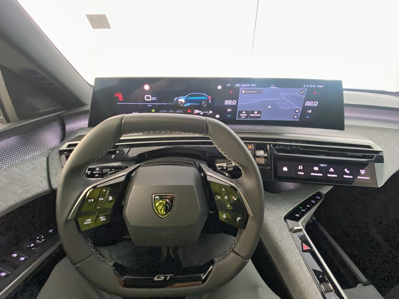 Peugeot 3008 hybrid 145 e-dcs6 gt — photo 12