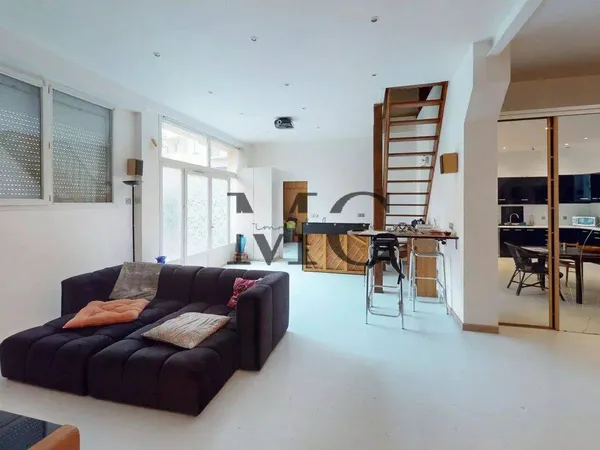 Maison de ville 8 pièces 260 m²