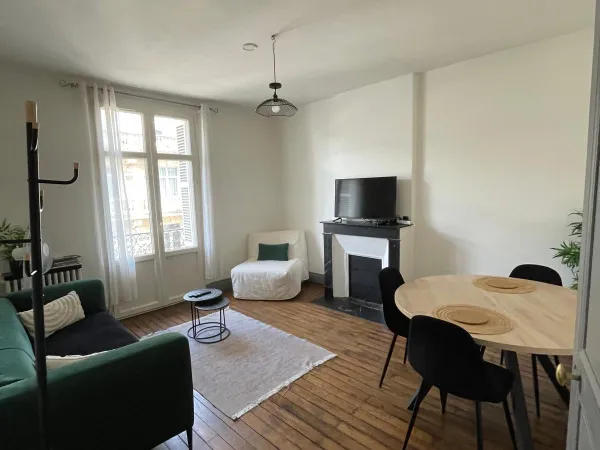 Loue appartement meublé