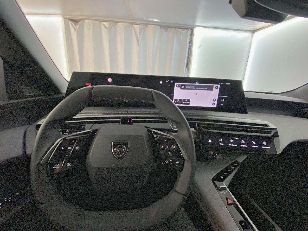 Peugeot 5008 hybrid 145 ch e-dcs6 allure — photo 12