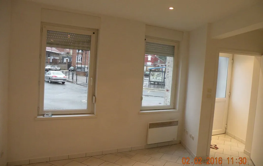 Photo 1