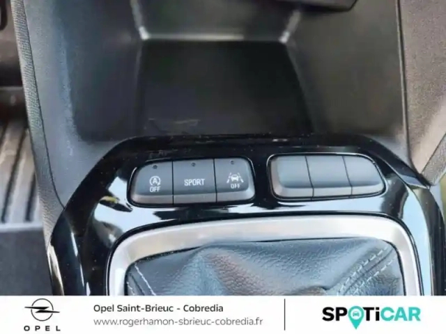 Opel Corsa 1.2 turbo 100ch gs — photo 14