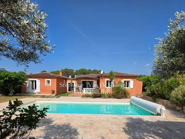 Maison de plain-pied 5 pièces 138 m²