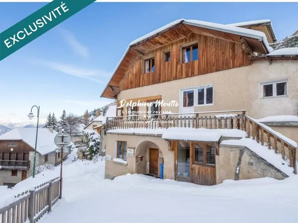 Boutique 10 pièces 316 m²