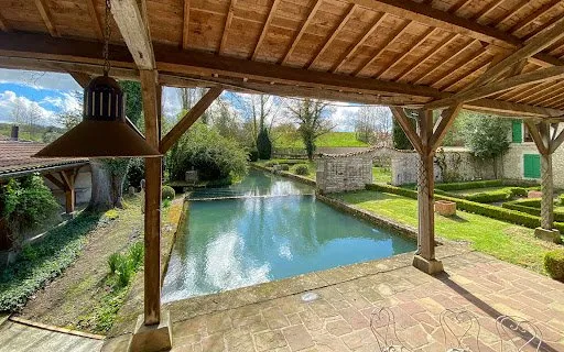 Moulin 8 pièces 262 m²